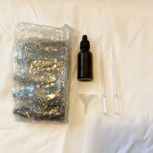 ⭐️6 amber glass 1oz droppers